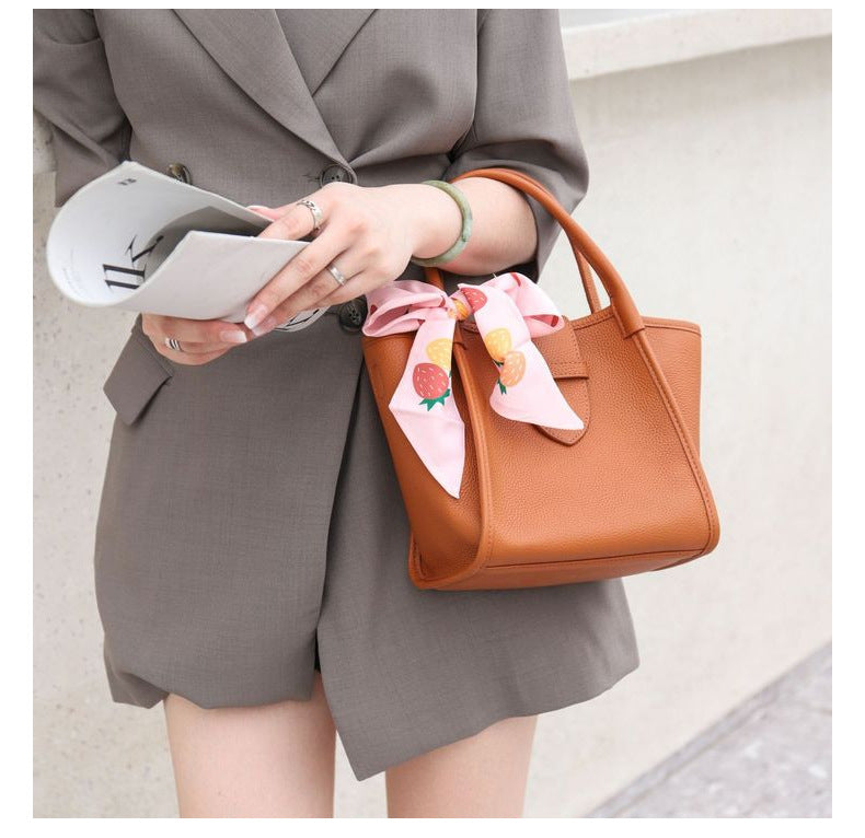 The Genuine Leather Bucket Female Bag