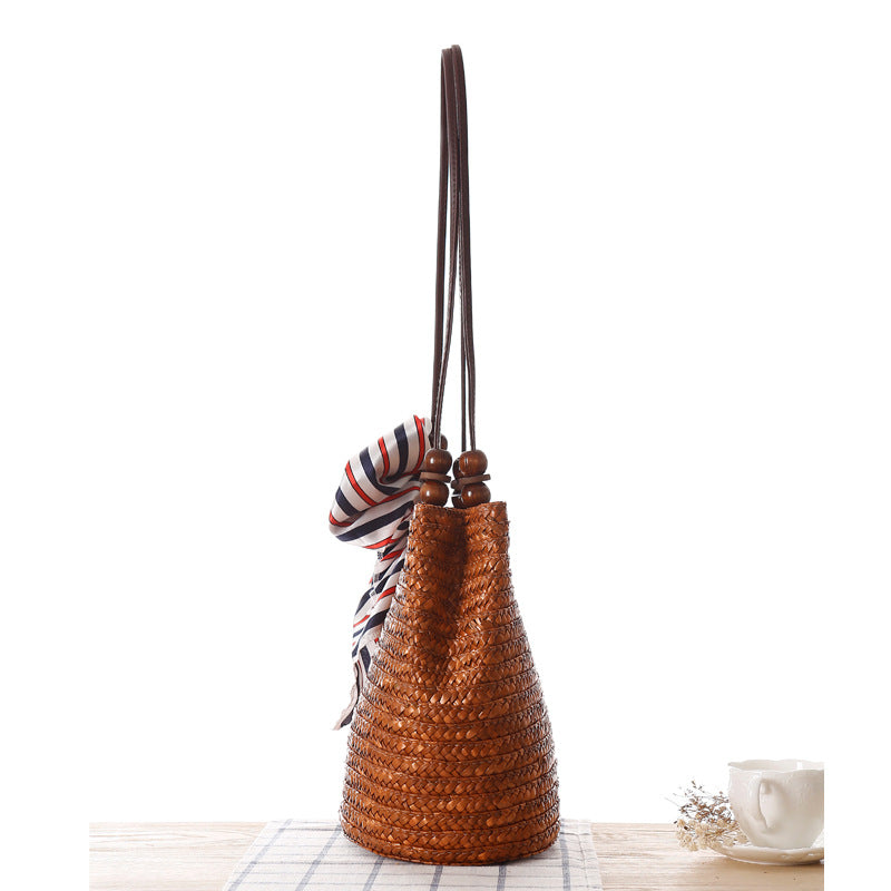 One-shoulder Straw Bag