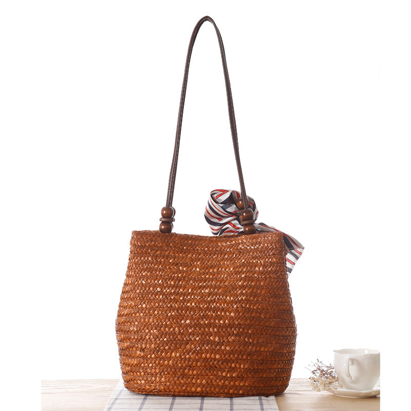 One-shoulder Straw Bag