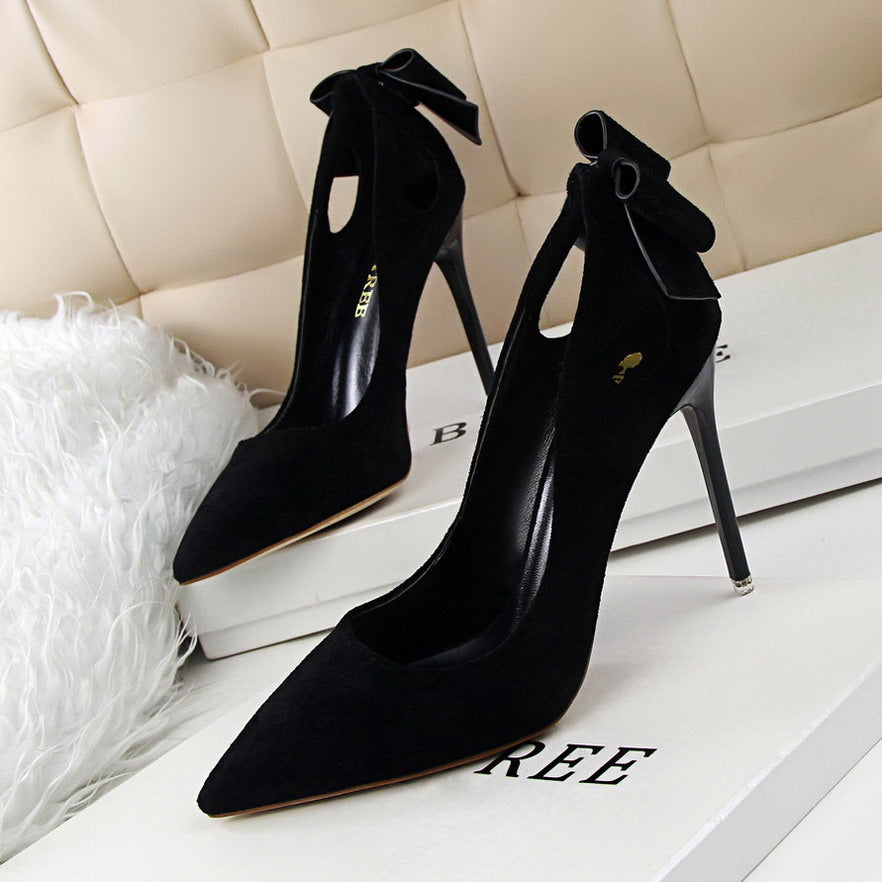 Pointed high heels stiletto