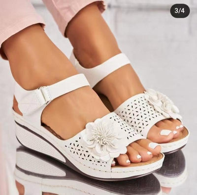 Flower Platform Wedge Sandals