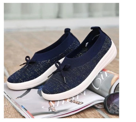 Flat with breathable mesh shoes women