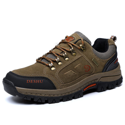 New outdoor mountaineering shoes