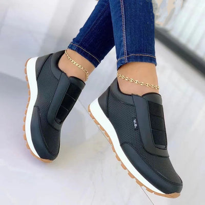 Women Flat Elastic Band Design Platform Sneakers