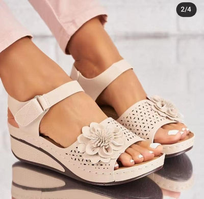 Flower Platform Wedge Sandals